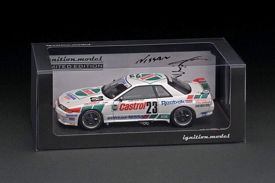 Ignition Model 1:18 Nissan Skyline GT-R (BNR32) CASTROL (#23) 1990 Macau with Engine