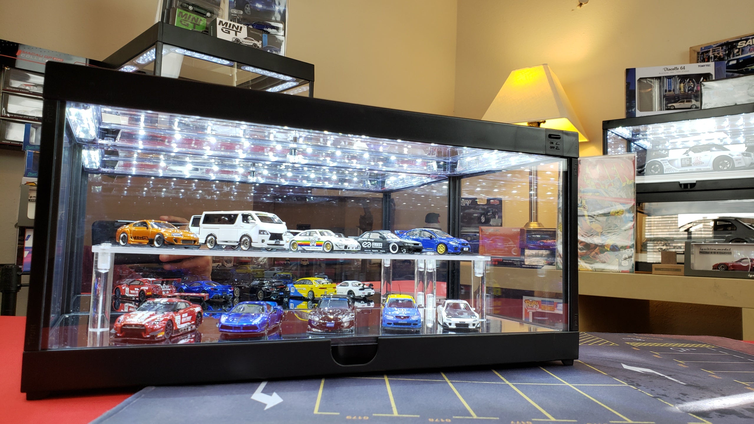 How to Display Collectible Model Cars with this Stunning LED Display C