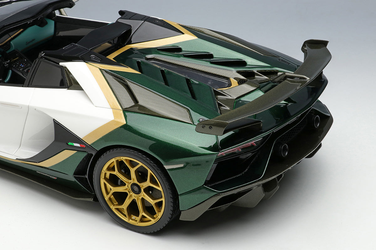 Make Up Co., Ltd / EIDOLON 1:18 Lamborghini Aventador SVJ