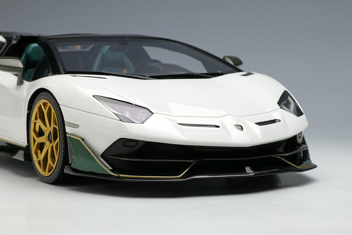 Make Up Co., Ltd / EIDOLON 1:18 Lamborghini Aventador SVJ