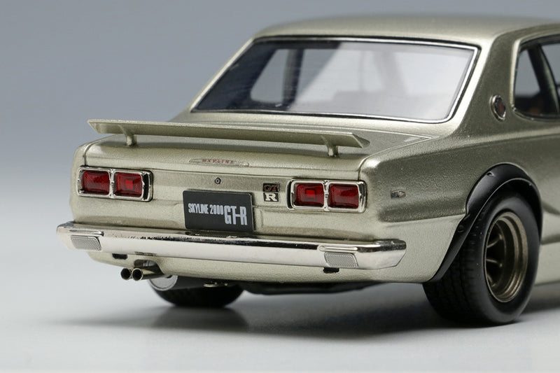 Make Up Co., Ltd / Vision 1:43 Nissan Skyline 2000 GT-R (KPGC110) 1971 with Chin Spoiler and RS Watanabe 8 Spoke