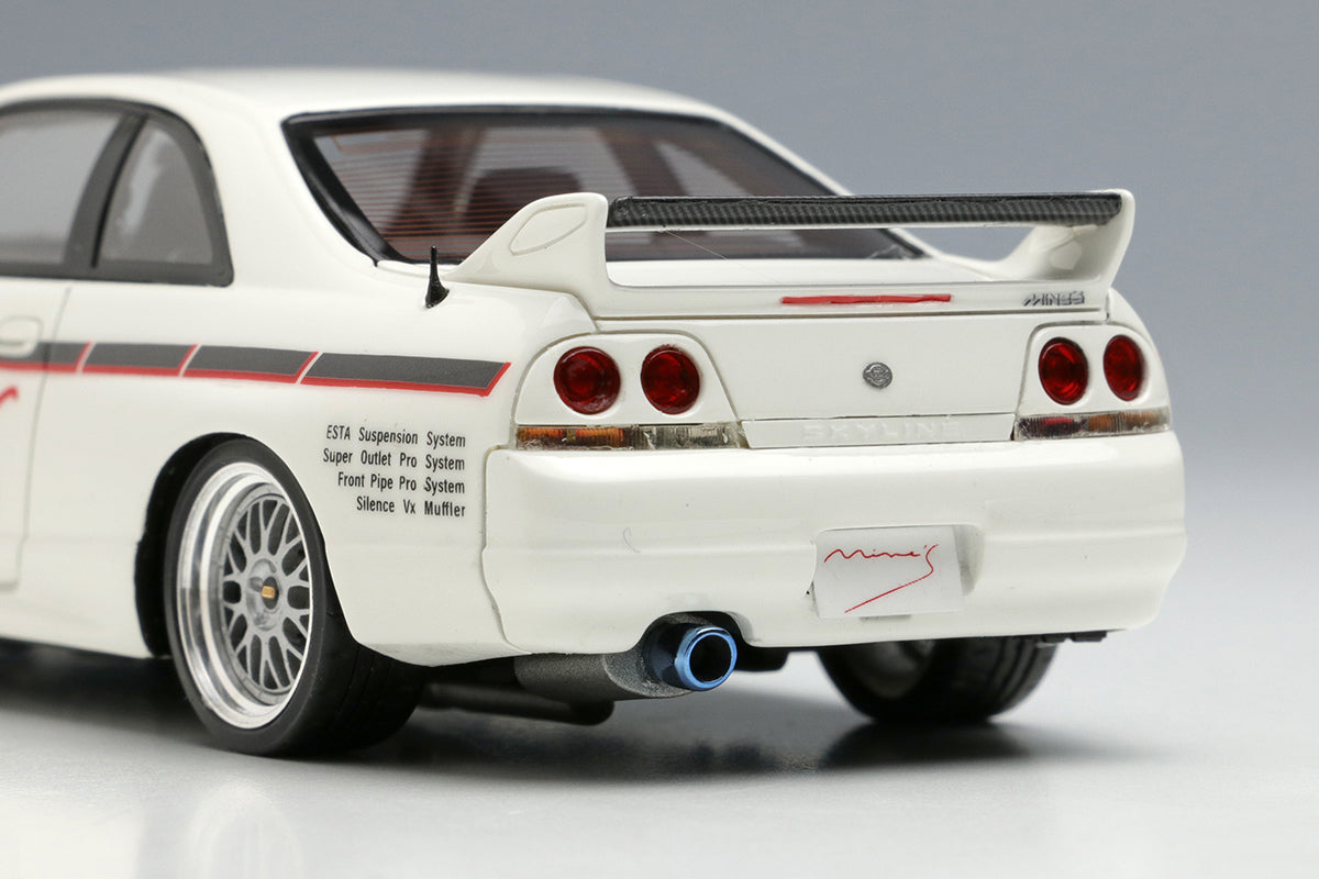 Make Up Co., Ltd / Eidolon 1:43 Nissan Skyline (BCNR33) GT-R