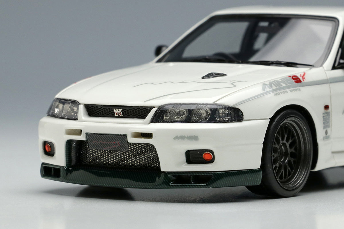 Make Up Co., Ltd / Eidolon 1:43 Nissan Skyline (BCNR33) GT-R