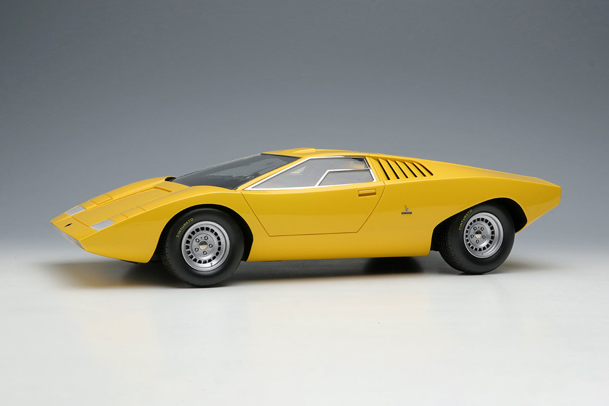 Make Up Co., Ltd / Eidolon 1:18 Lamborghini Countach LP500 Bertone