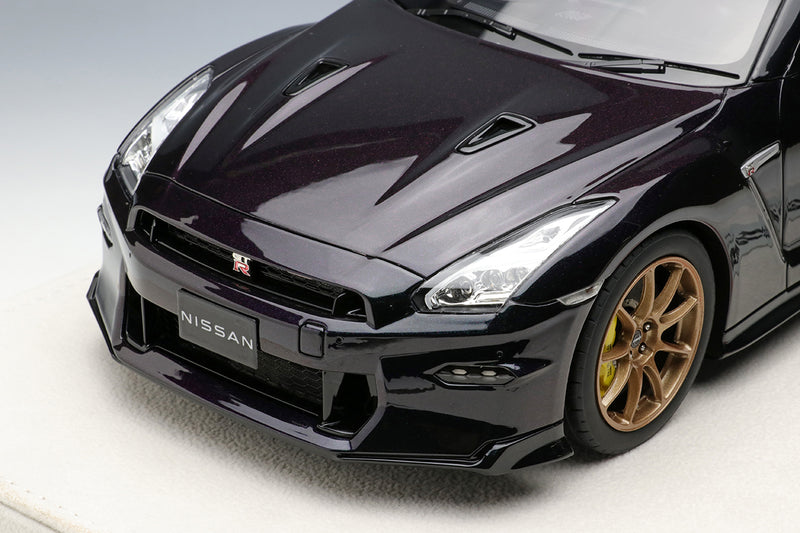 Make Up Co., Ltd / IDEA 1:18 Nissan GT-R Premium Edition T-Spec 2024 in Midnight Purple