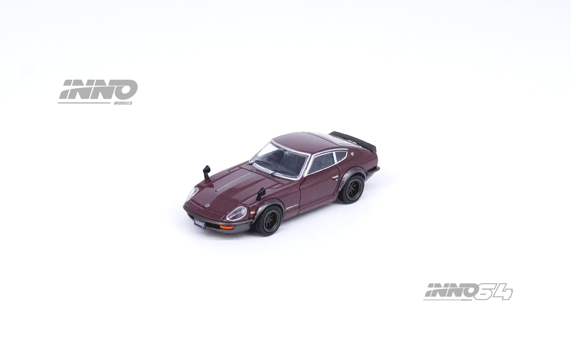 INNO64 1:64 Nissan Fairlady 240ZG (HS30) in Maroon – Model Cars