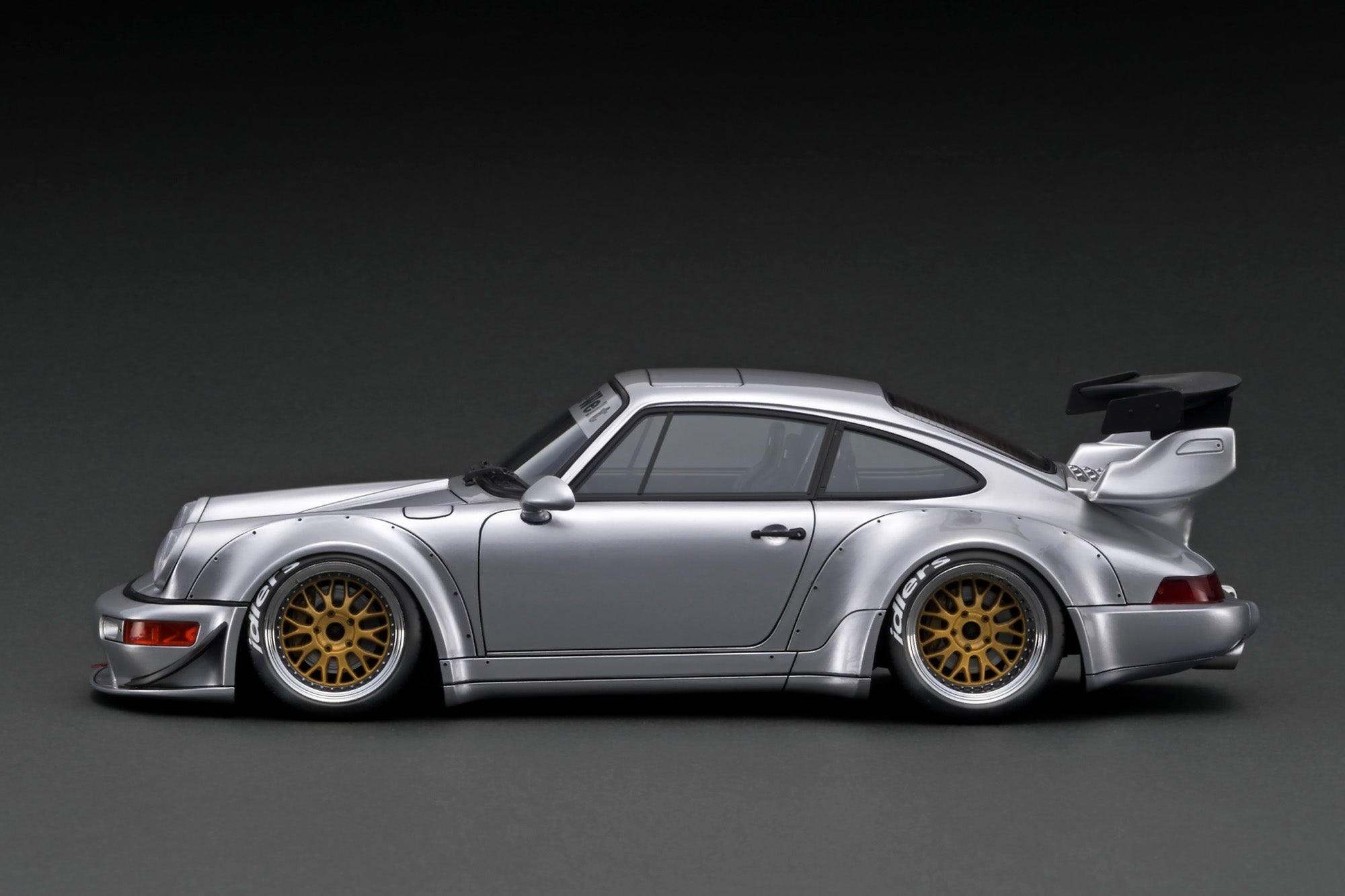 Ignition Model 1:18 Porsche 964 RWB in Silver with M64 Engine