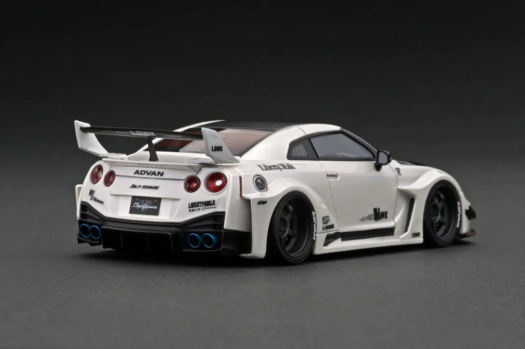 Ignition Model 1:43 Nissan GT-R (R35) LB-WORKS 35GT-RR in White