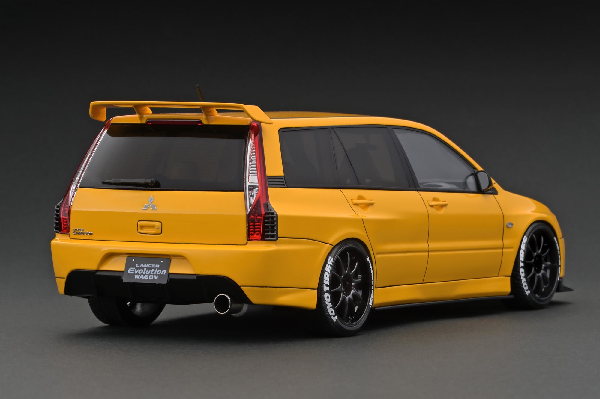 Ignition Model 1:18 Mitsubishi Lancer Evolution Wagon (CT9W) in