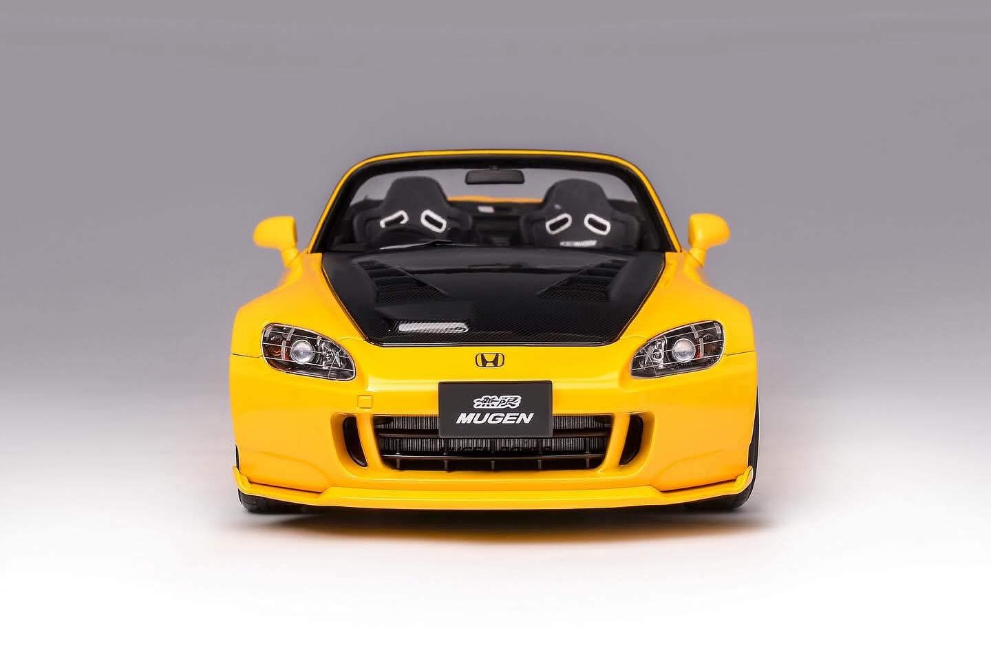 MotorHelix 1/18 Honda S2000 (AP2) MUGEN in New Indy Yellow Pearl