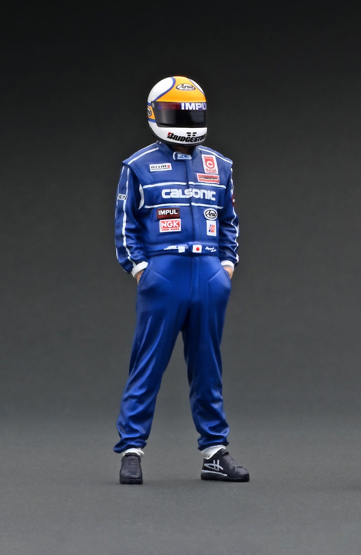 ミニカー　1/18 CALSONIC SKYLINE 1992 JTC #12 With Mr.Hoshino WEB限定 [IG2820] Ignition Model 1:18 Nissan Skyline GT-R (BNR32) CALSONIC #12