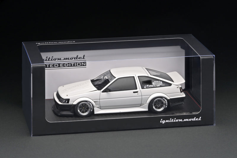 Ae86 Display Ignition Model 1:18 Toyota AE86 RWB in White & Black with 4AG Engine D