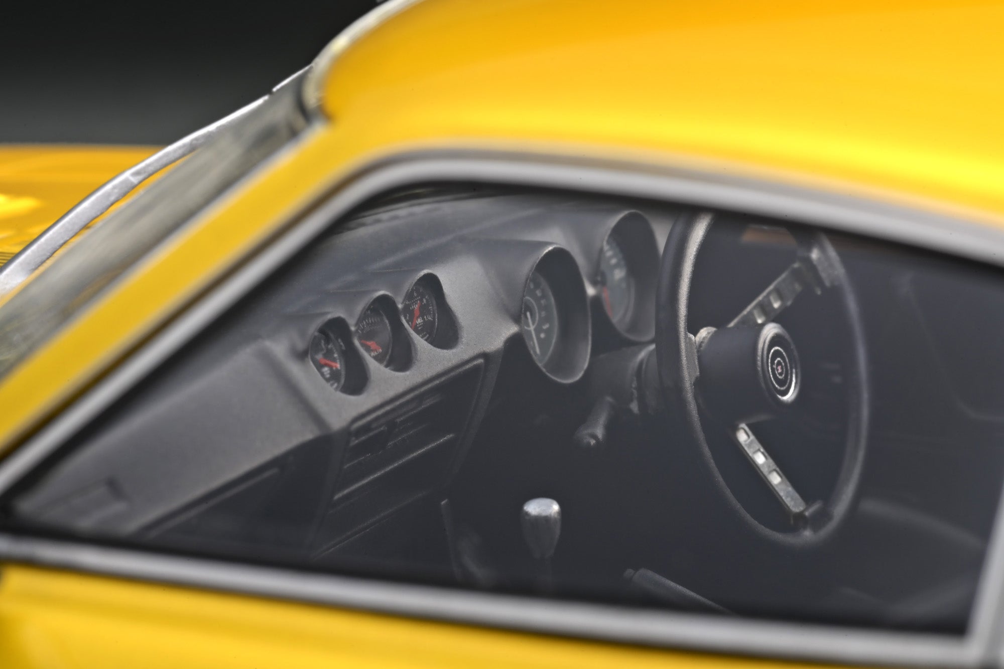 STAR ROAD Z カスタムカー 1/18 Ignition Model 1:18 Nissan Fairlady Z (S30) STAR ROAD in