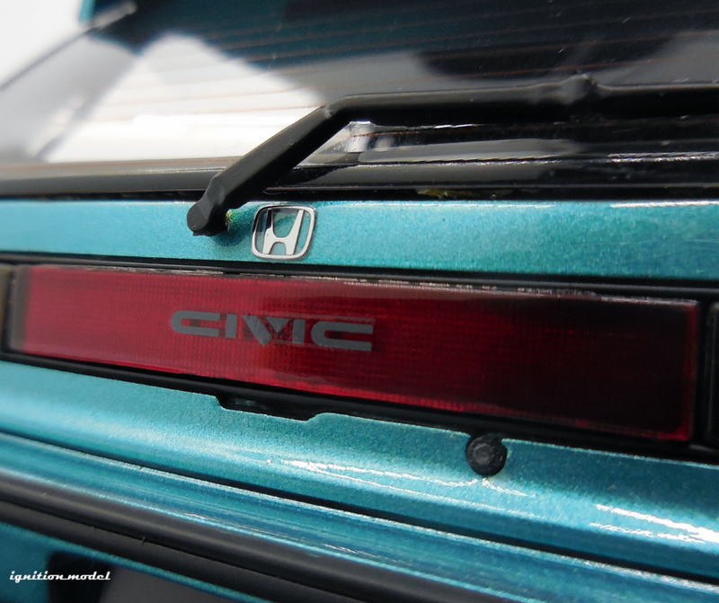 *PREORDER* Ignition Model 1:18 Honda Civic (EF9) in Green Metallic