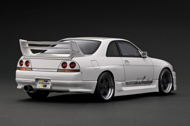 *PREORDER* Ignition Model 1:18 Nissan Skyline (BNCR33) GT-R GReddy Version in Pearl White