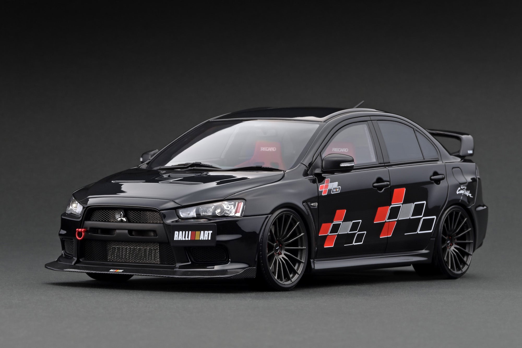 Ignition Model 1:18 Mitsubishi Lancer Evolution X (CZ4A) Black