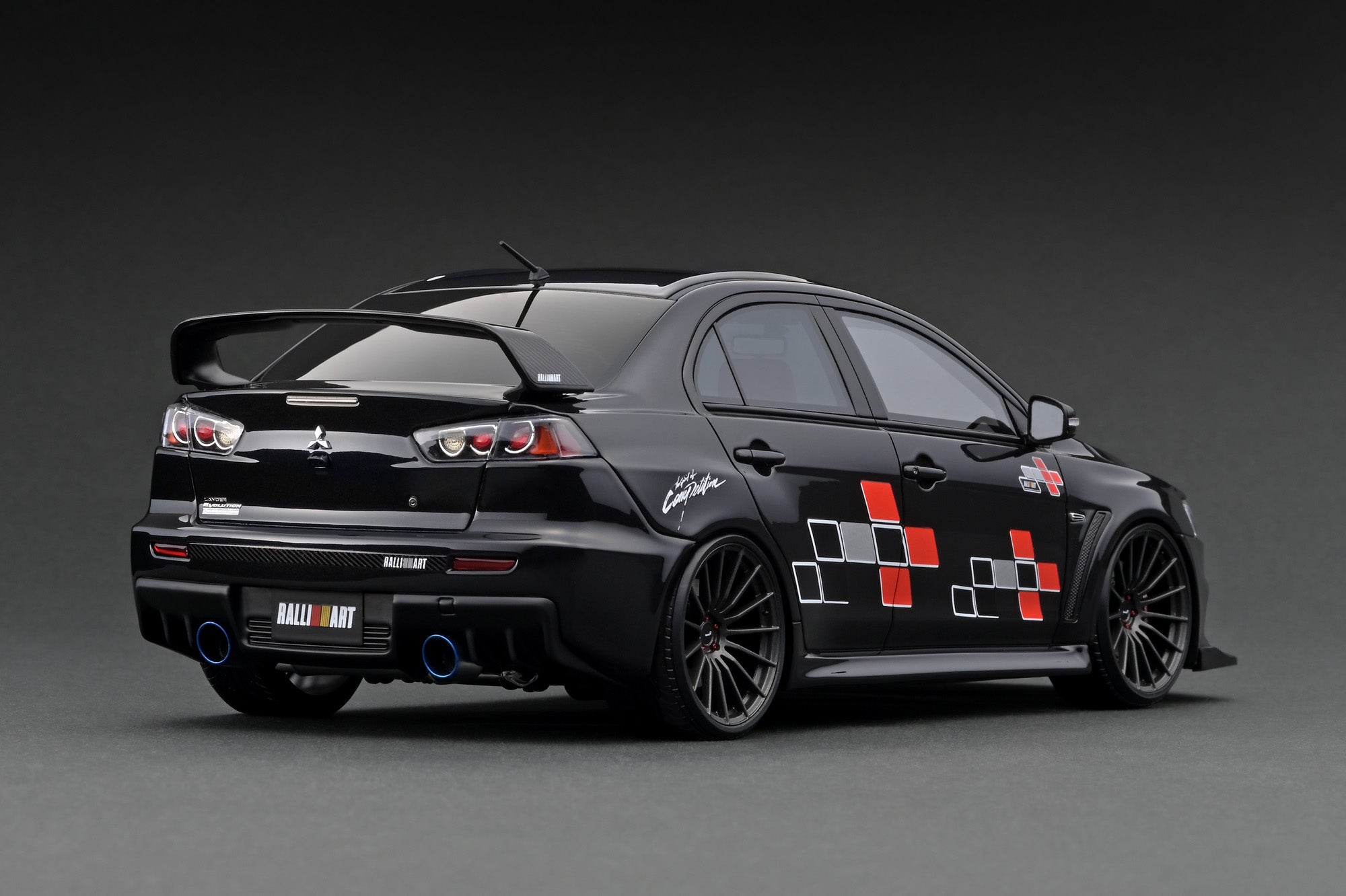 ミニカー　1/18 Mitsubishi Lancer Evolution X CZ4A(ブラックメタリック) [IG3435] 新品ミニカー 1/18 Mitsubishi Lancer Evolution X CZ4A