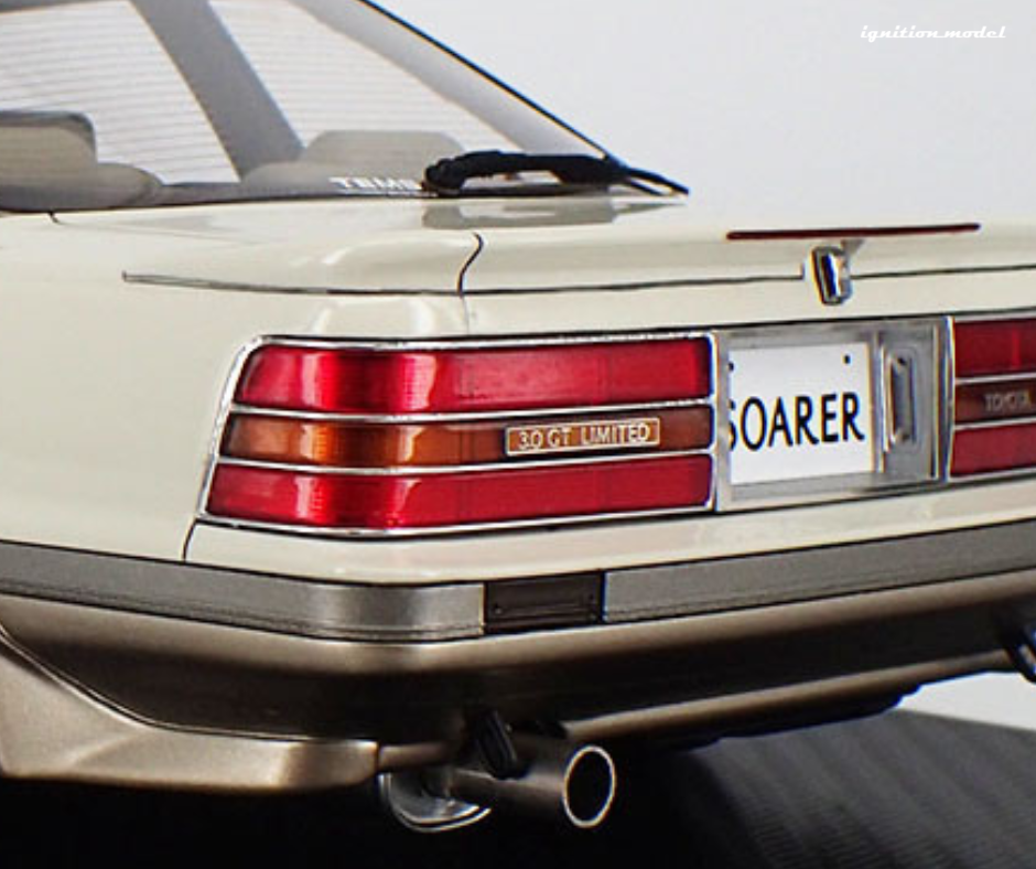 Ignition Model 1:18 Toyota Soarer (Z20) 3.0GT Limited in