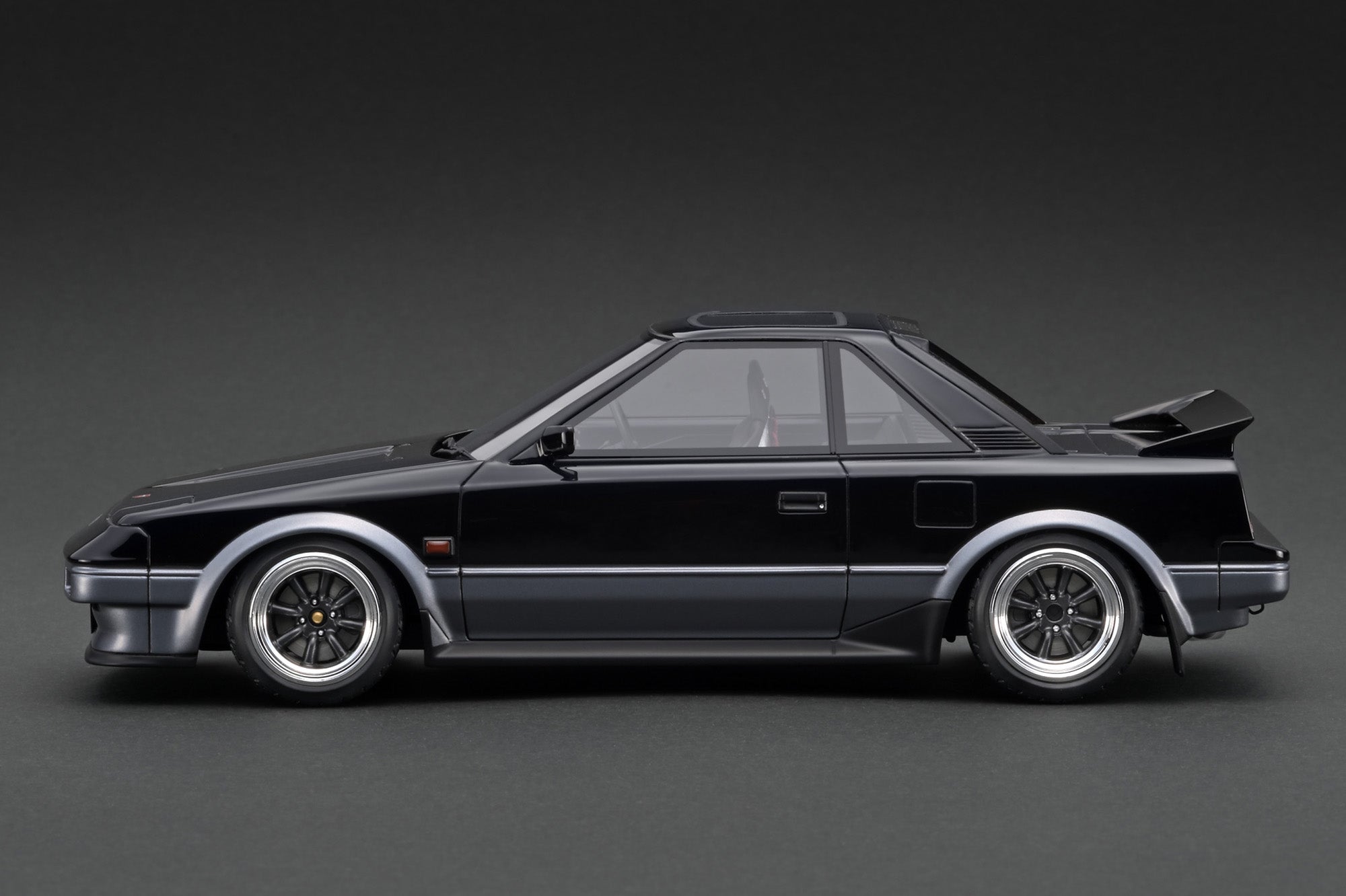 トヨタ MR2 ブラック 1/18 オットー 京商 トヨタ MR2 ブラック 1/18 オットー 京商 - メルカリ