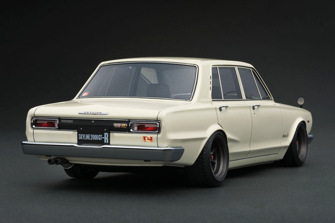 ミニカー 1/18 Nissan Skyline 2000 GT-R (PGC10) SUPER RARE* Ignition Model 1/18 Nissan Skyline 2000 GT-R