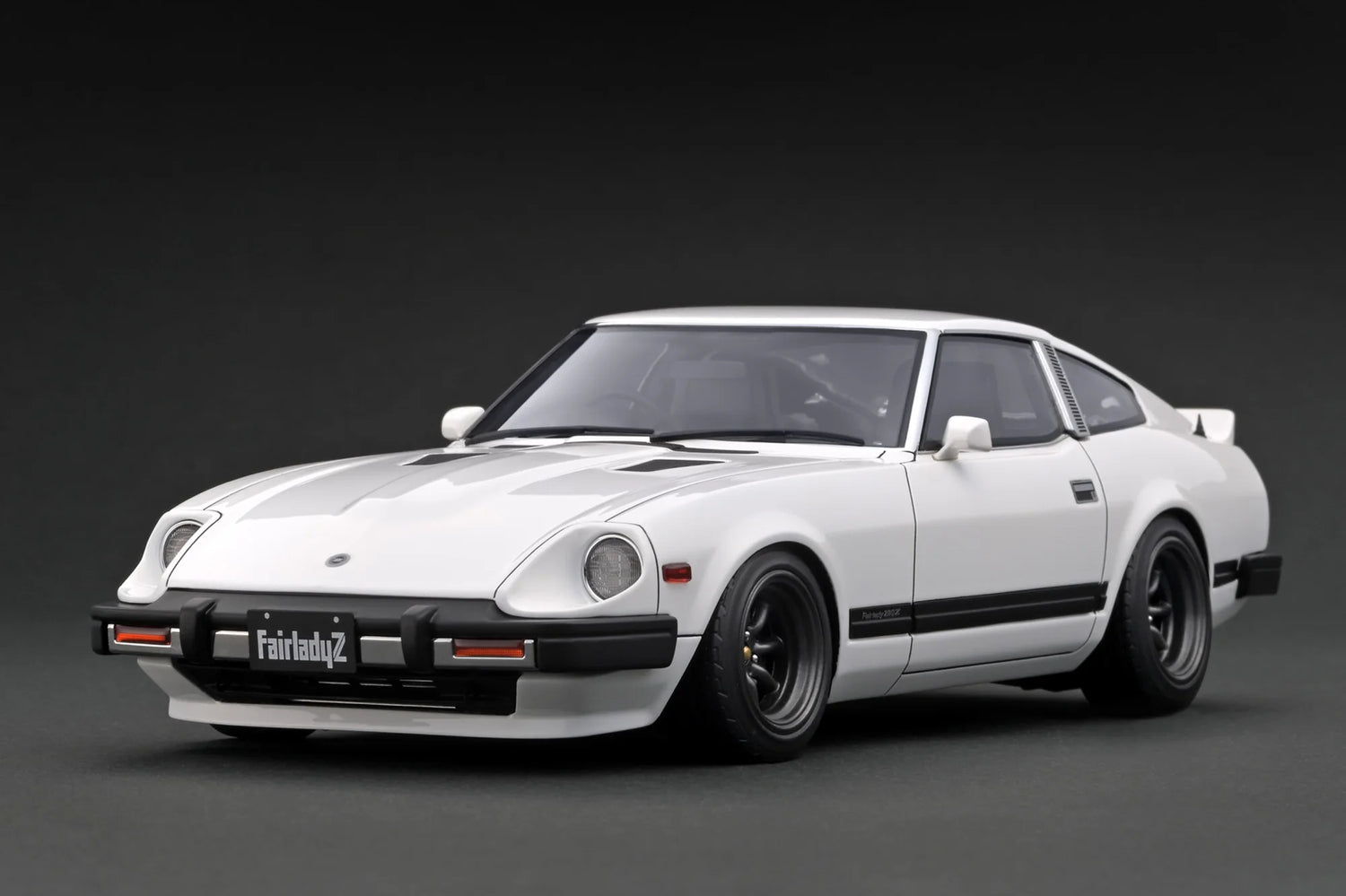 Ignition Model 1:18 Nissan Fairlady Z (S130) in White – Model Cars Ignition Model 1:18 Nissan Fairlady Z (S130) in White – Model Cars
