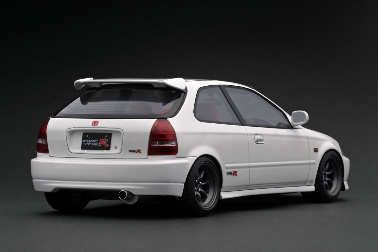 Ignition Model 1:18 Honda Civic (EK9) Type-R in White