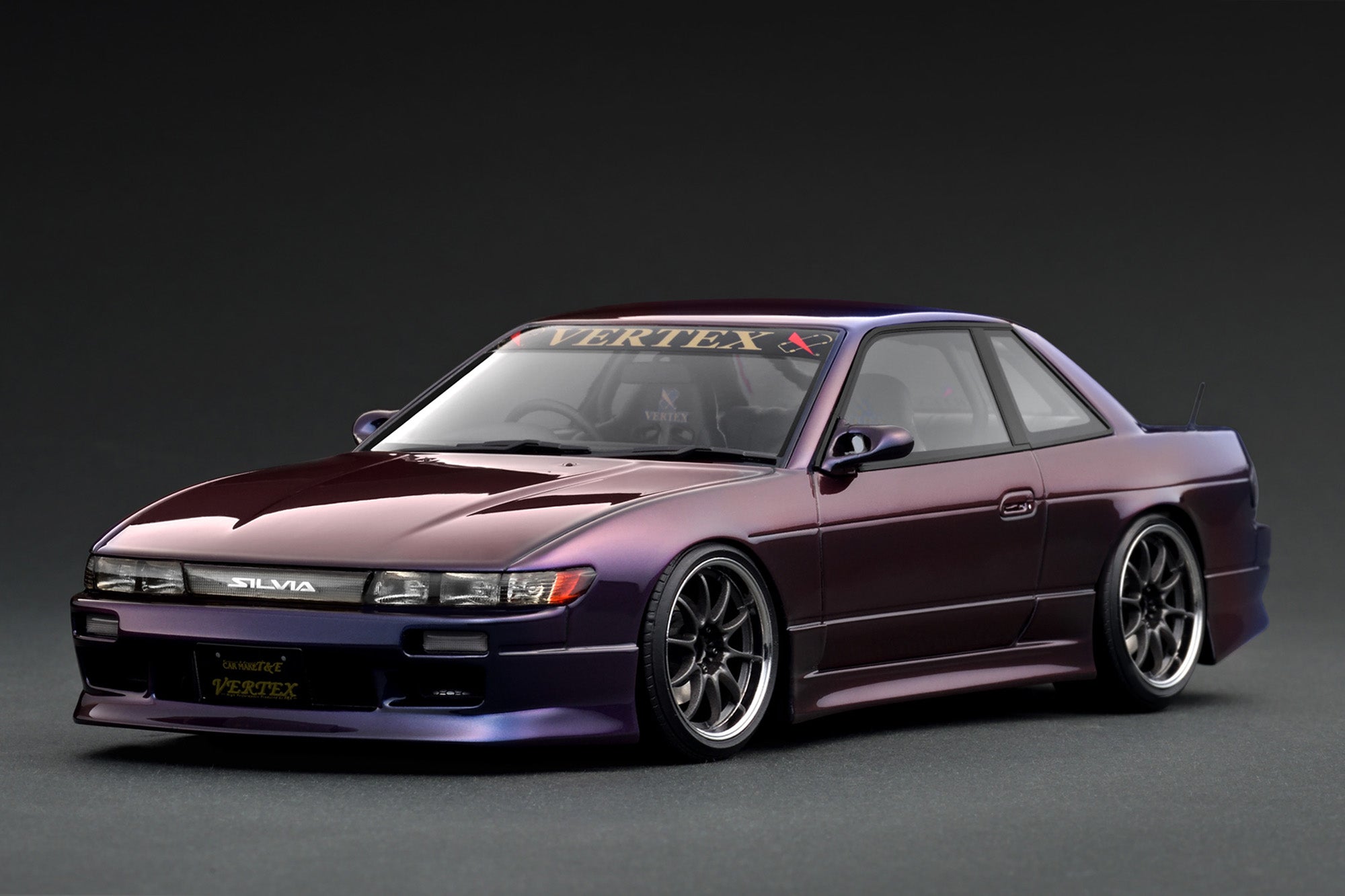 Nissan Silvia S13 1:18 スケールモデル PREORDER* Ignition Model 1:18 Nissan Silvia (S13) VERTEX
