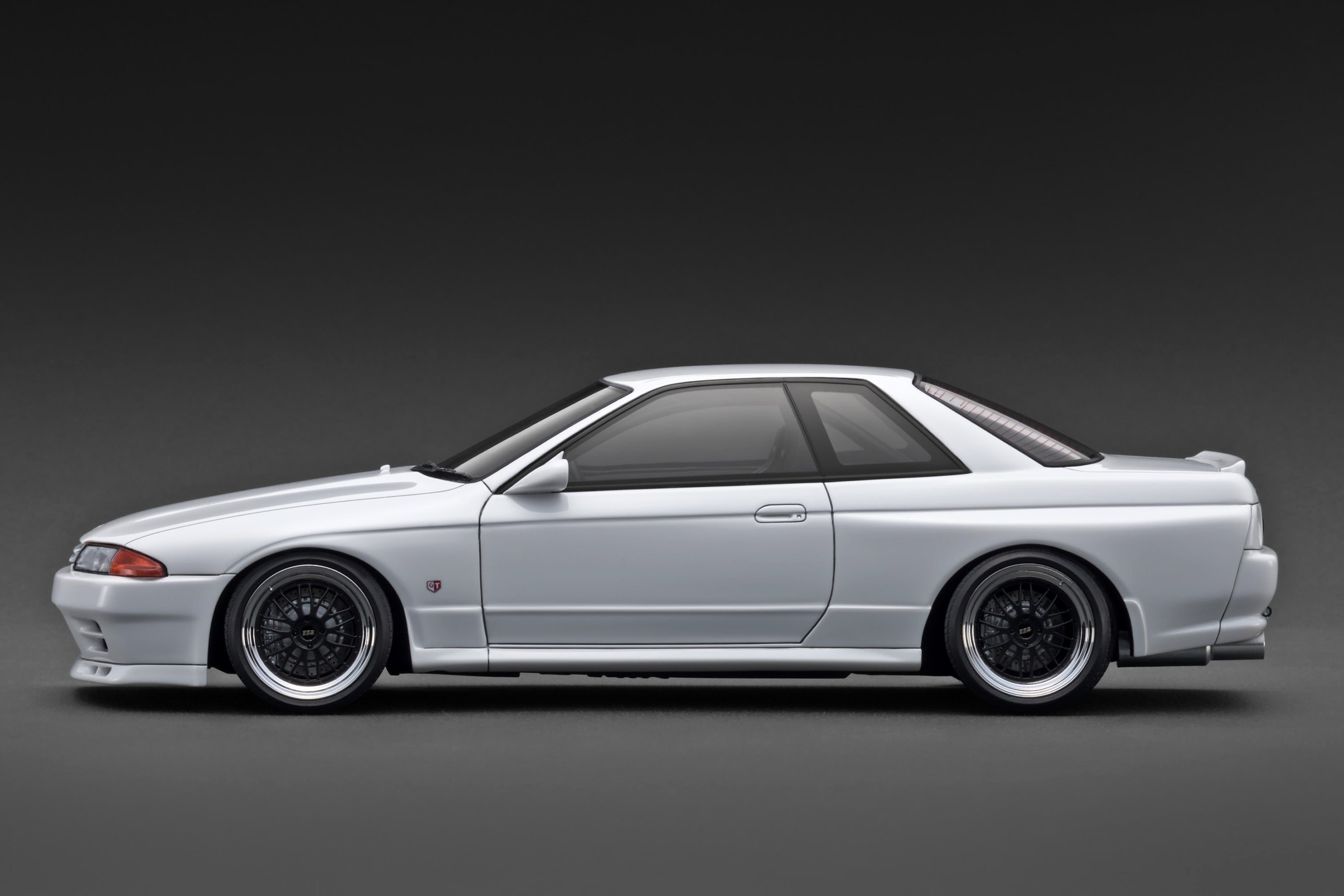 1/18 イグニッションモデル ignition model R32 GT-R PREORDER* Ignition Model 1:18 Nissan Skyline GT-R (R32) White 湾岸