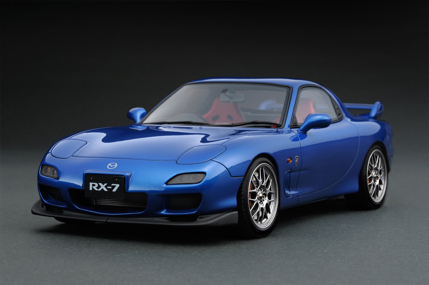 Ignition Model 1:18 Mazda RX-7 (FD3S) Spirit R Type A in Blue Metallic