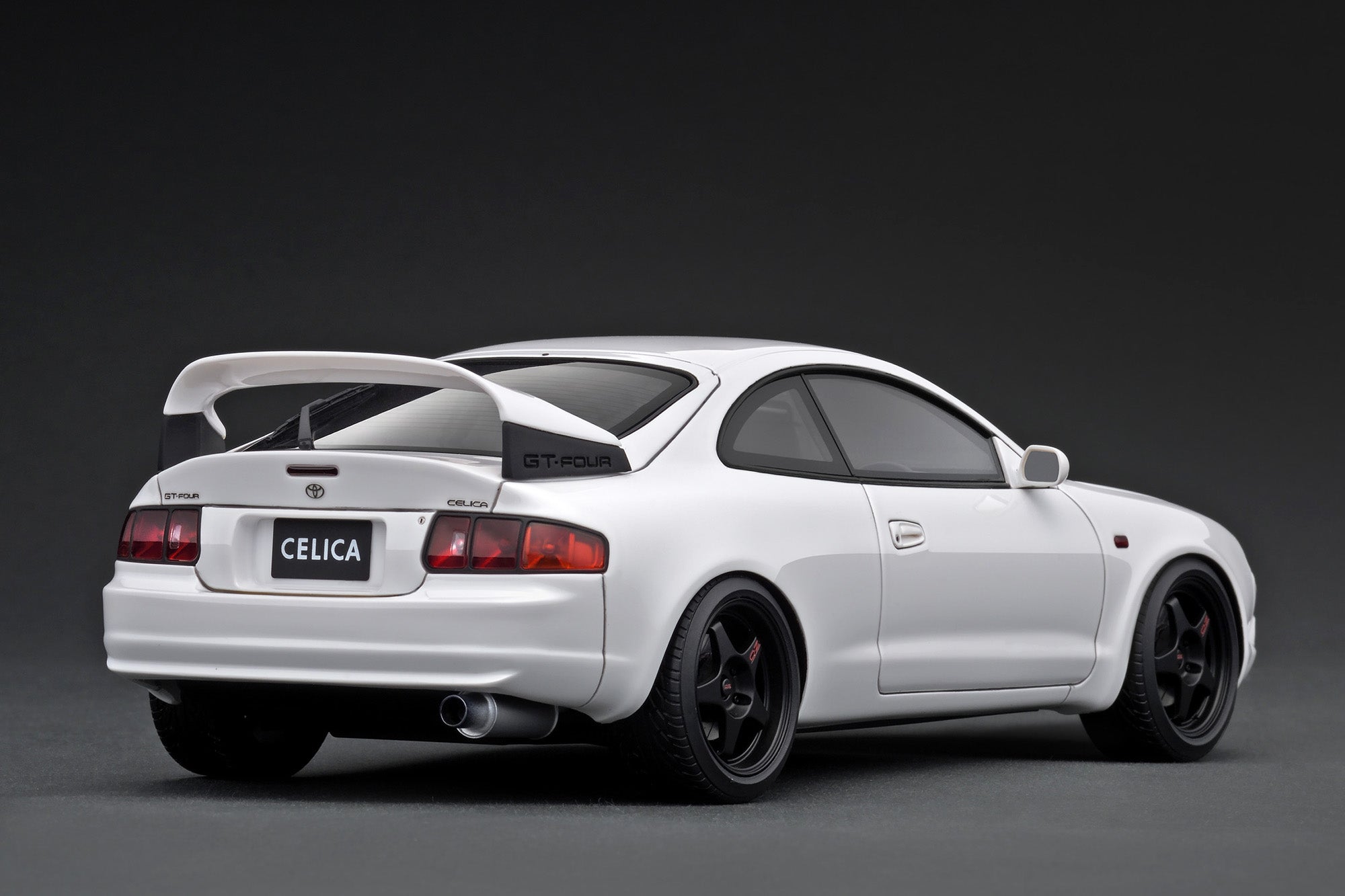 Ignition Model 1:18 Toyota Celica (ST205) GT-FOUR in White – Model