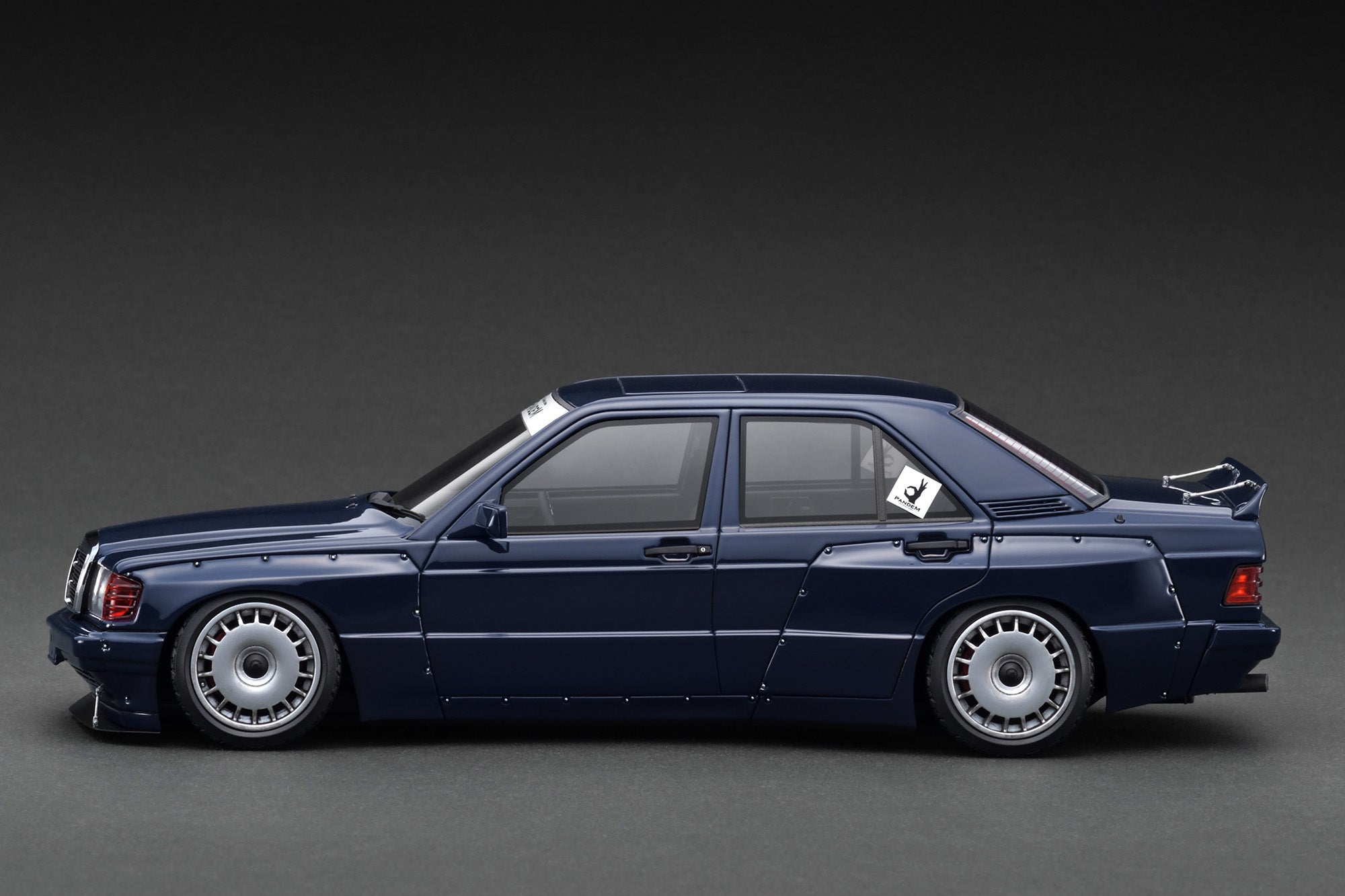 Ignition Model 1:18 Mercedes-Benz 190 PANDEM in Blue / Black