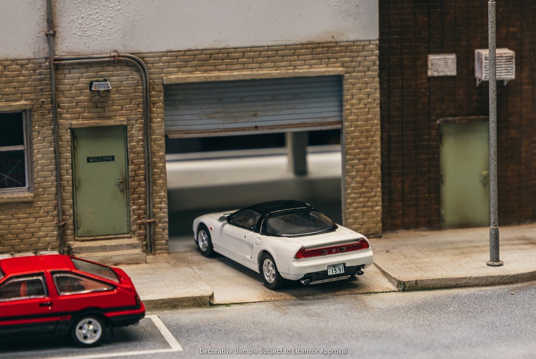 Tarmac Works 1/64 Honda NSX (NA1) in Championship White – Model