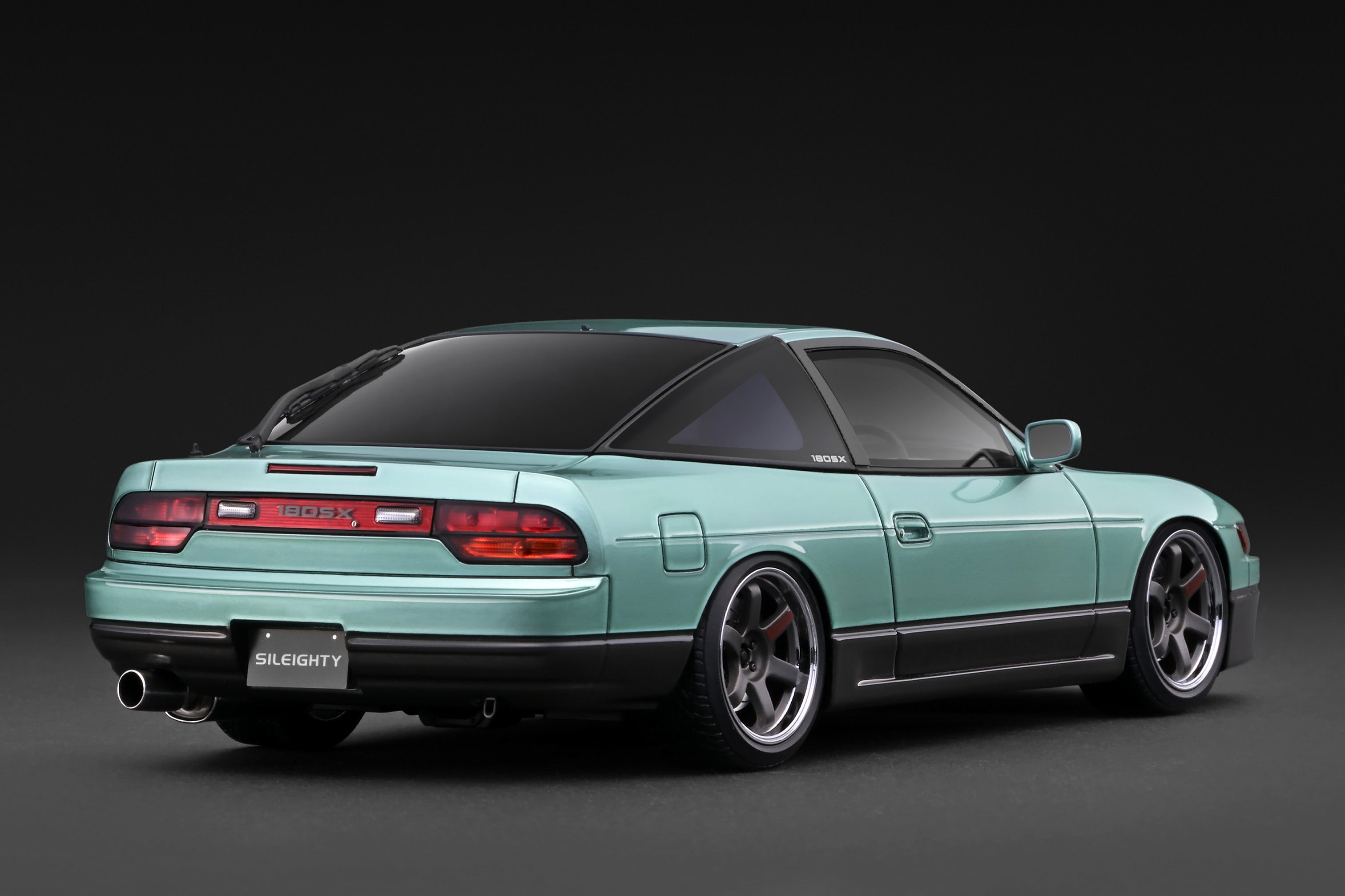 1/18ミニカー ignitionmodel AUTOart 専用出品 PREORDER* Ignition Model 1:18 Nissan Sileighty in Green / Gray