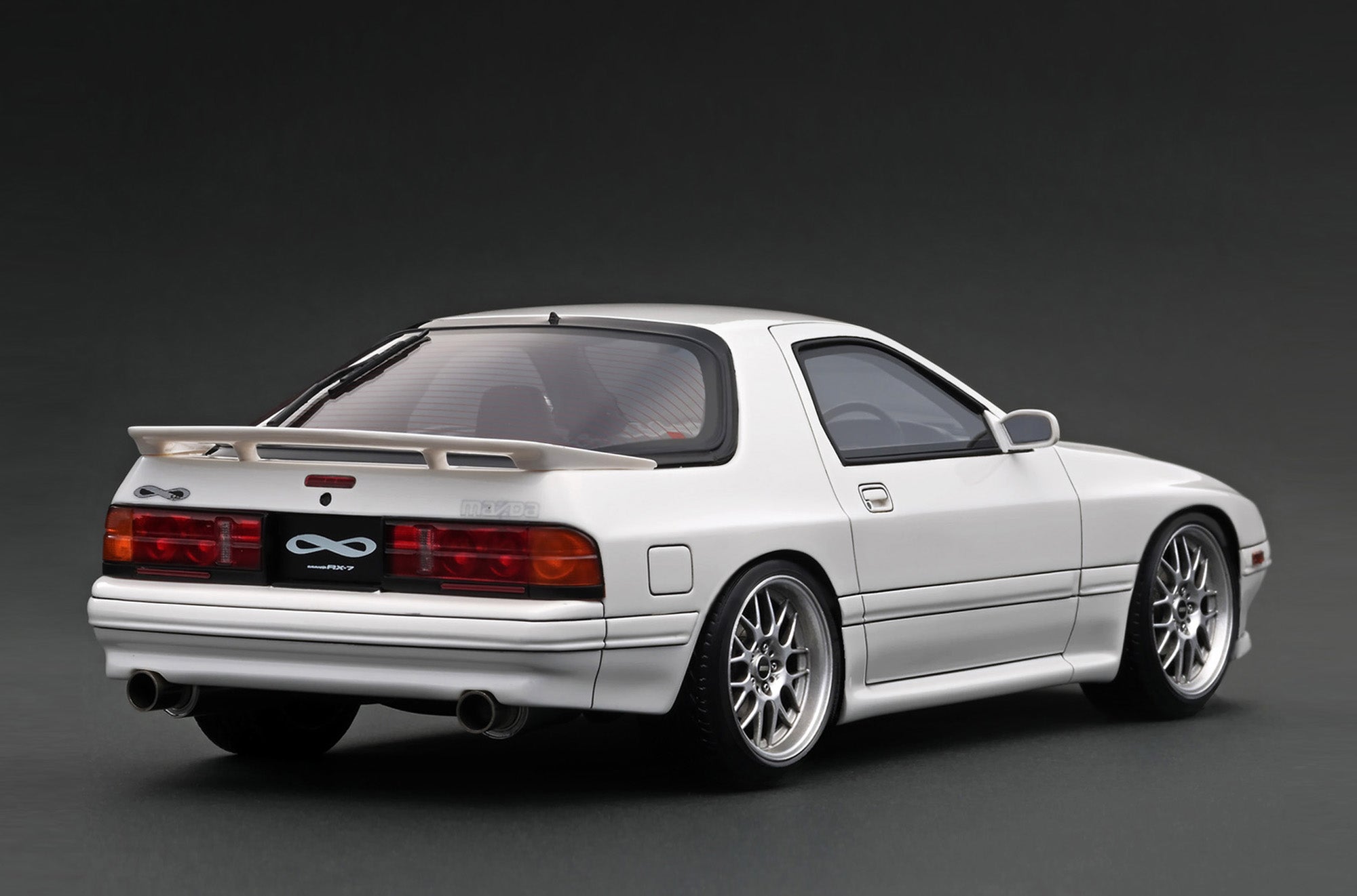PREORDER* Ignition Model 1:18 Mazda RX-7 Savanna Infini (FC3S) in