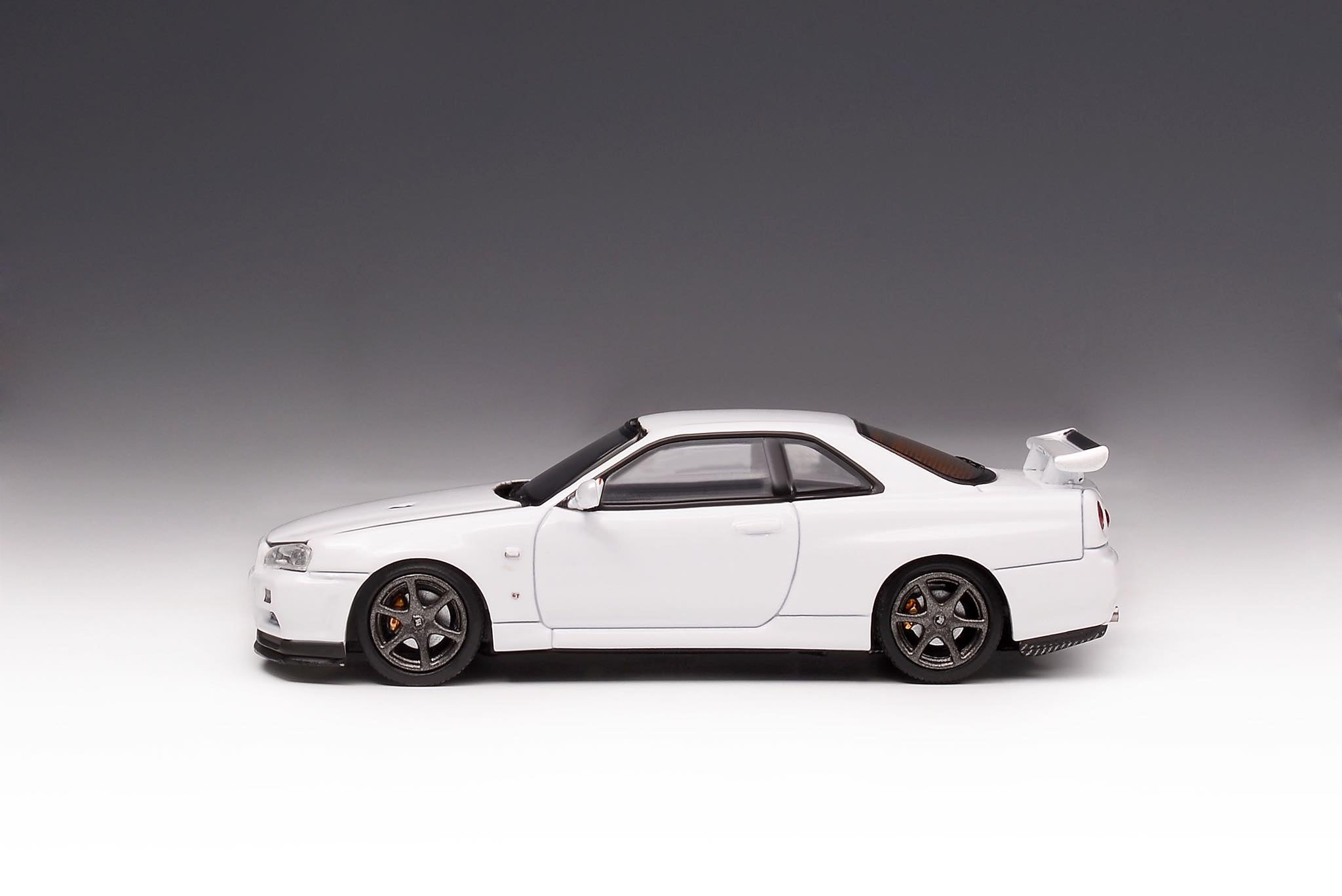 1/18 Motorhelix Nissan Skyline GT-R GTR R34 Nismo Customized