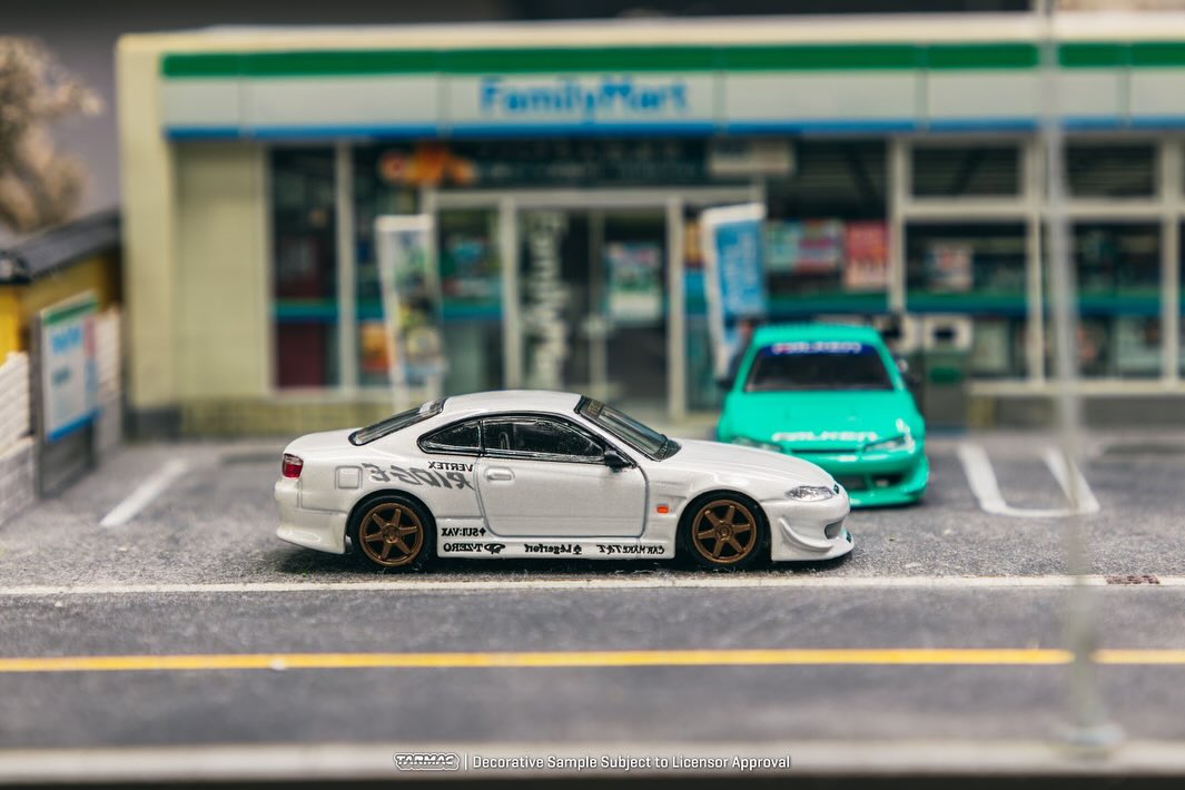 PREORDER* Tarmac Works 1/64 Nissan Silvia (S15) VERTEX in White