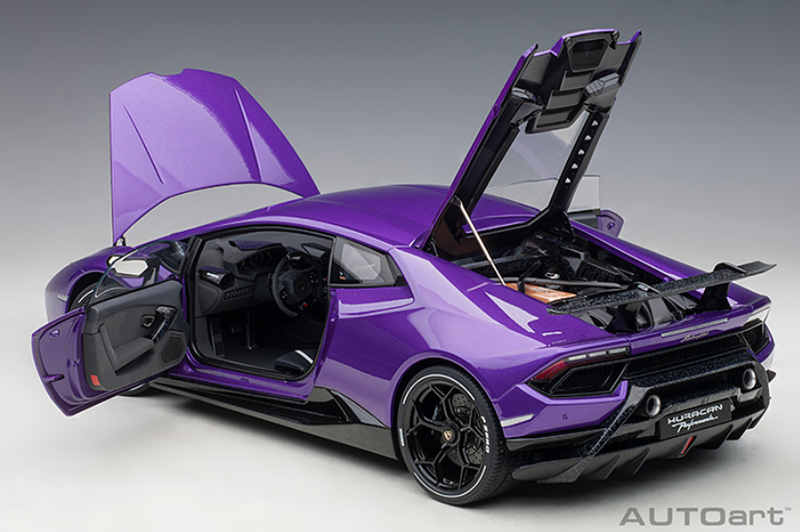 AUTOart 1:12 Lamborghini Huracan Performante in Viola Pasifae / Pearl Purple