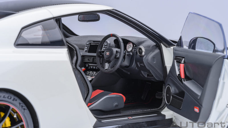 *PREORDER* AUTOart 1:18 Nissan GT-R (R35) NISMO 2022 Special Edition in Brilliant White Pearl