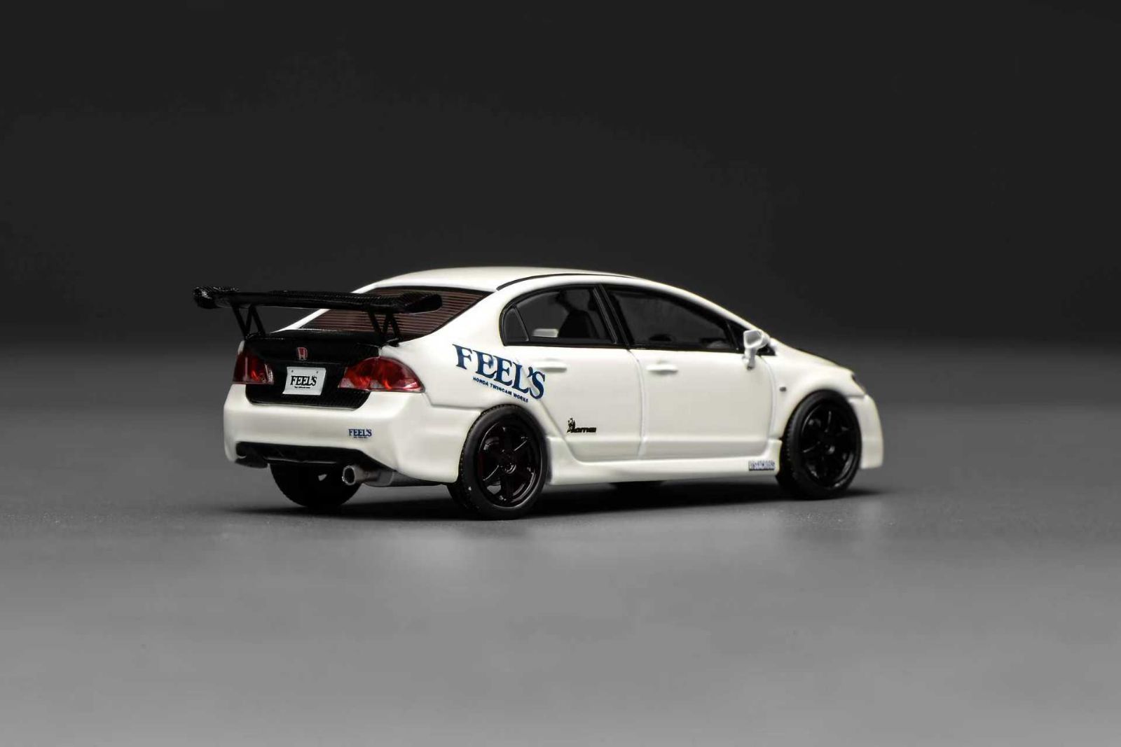 PREORDER* MotorHelix 1:64 Honda Civic Type-R (FD2) FEEL'S Livery