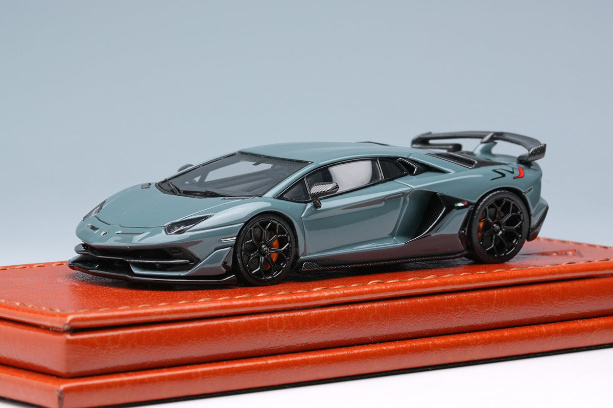 Make Up Co., Ltd /Titan 64 1:64 Lamborghini Aventador SVJ 2018