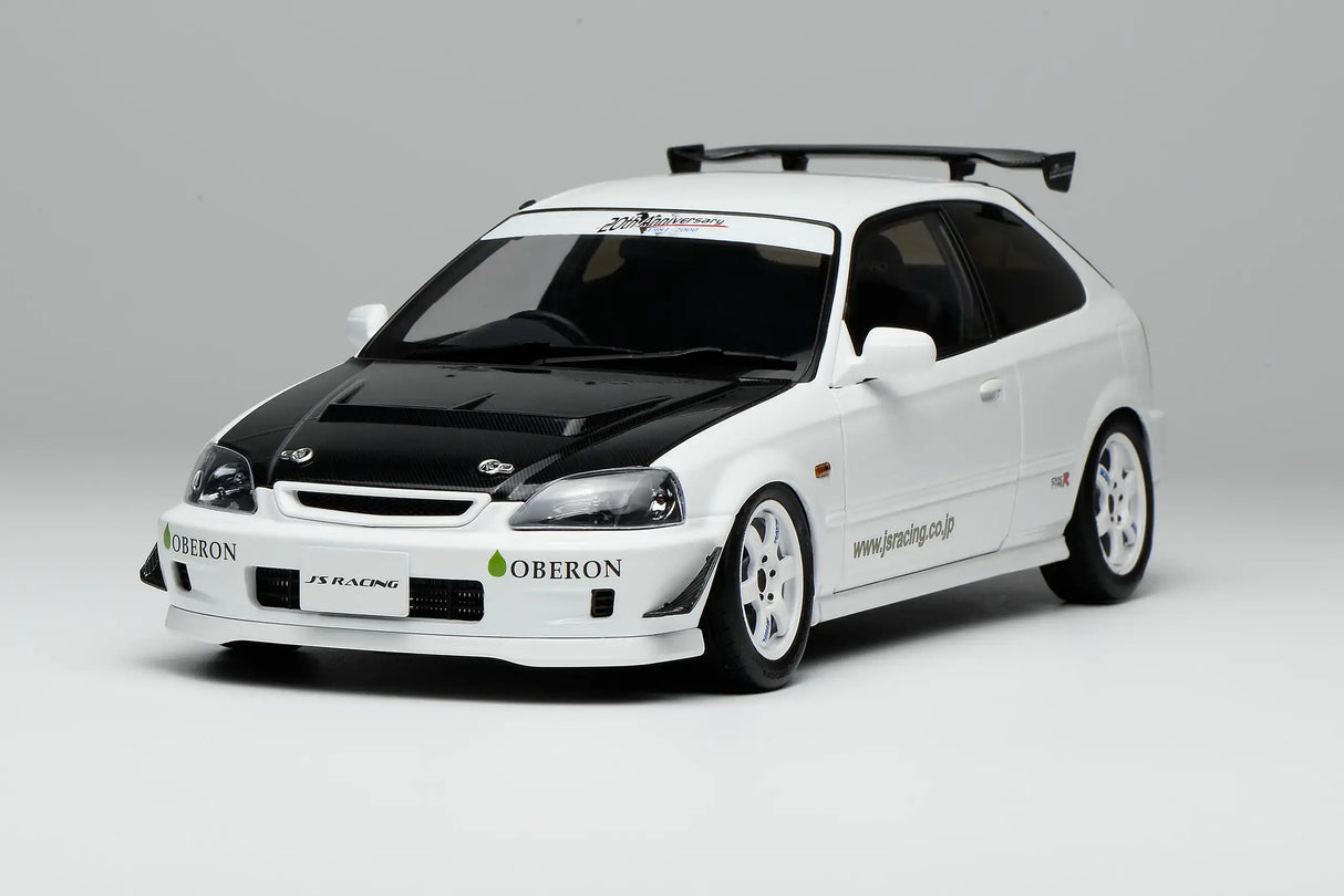 MotorHelix 1/18 Honda Civic Type-R (EK9) J's Racing in White