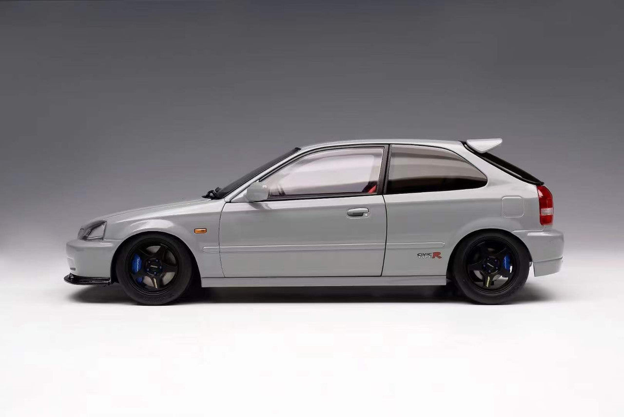 MotorHelix 1:18 Honda Civic Type-R Late Version (EK9) in Nardo