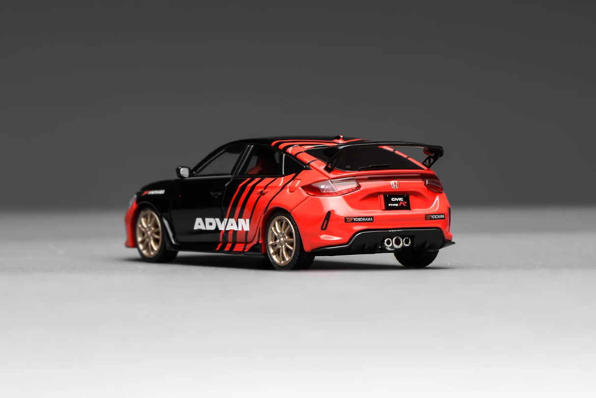 MotorHelix 1:64 Honda Civic Type R (FL5) Advan Livery