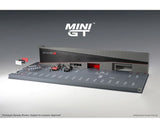MINI GT 1:64 Diorama Nissan Motorsports Nismo Operation