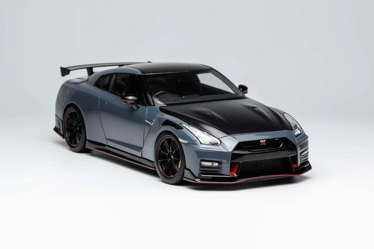 MotorHelix 1:18 Nissan GT-R NISMO (R35) Special Edition 2022 NISMO Stealth Gray