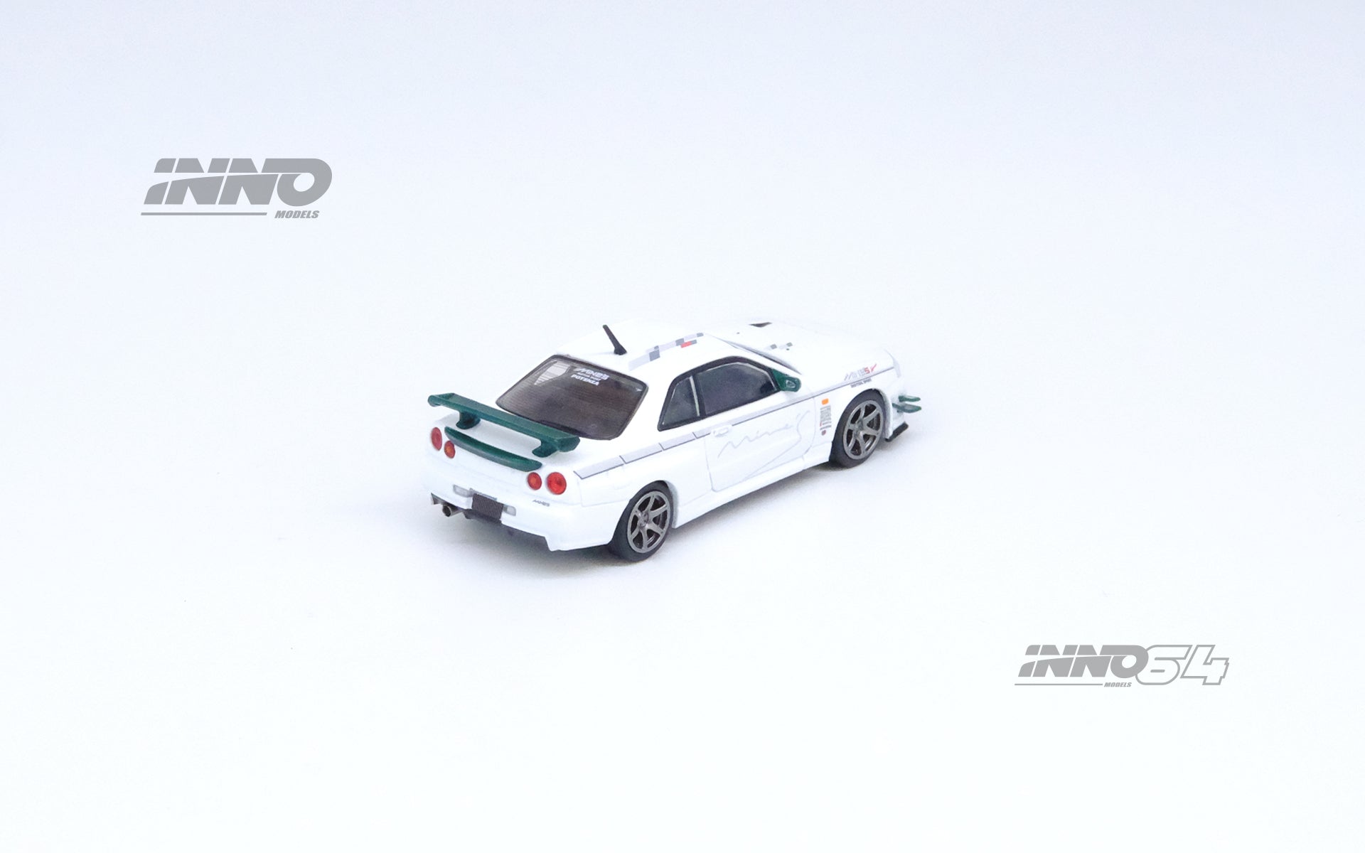 INNO64 1:64 Nissan Skyline GT-R (R34) V-Spec Tuned by 