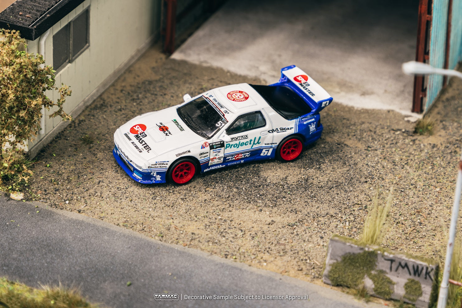 Tarmac Works 1:64 Toyota GR Yaris Pandem in White | Collectable
