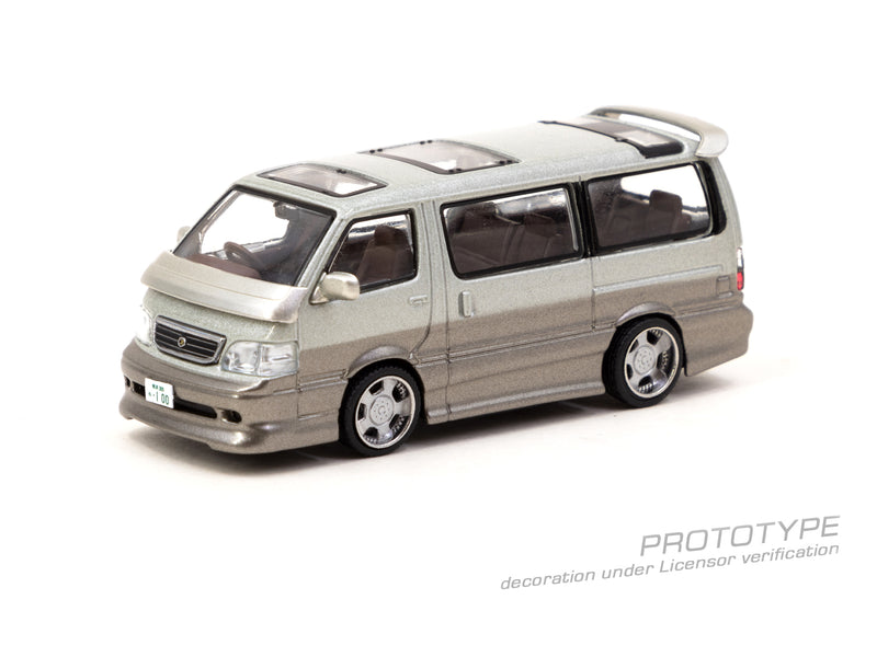 Tarmac Works 1:64 Toyota Hiace Wagon Custom in Silver / Brown