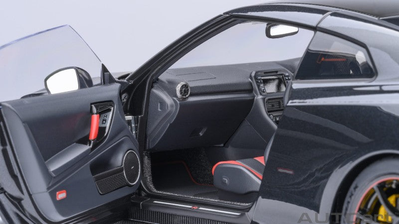 AUTOart 1:18 Nissan GT-R (R35) NISMO 2022 Special Edition in