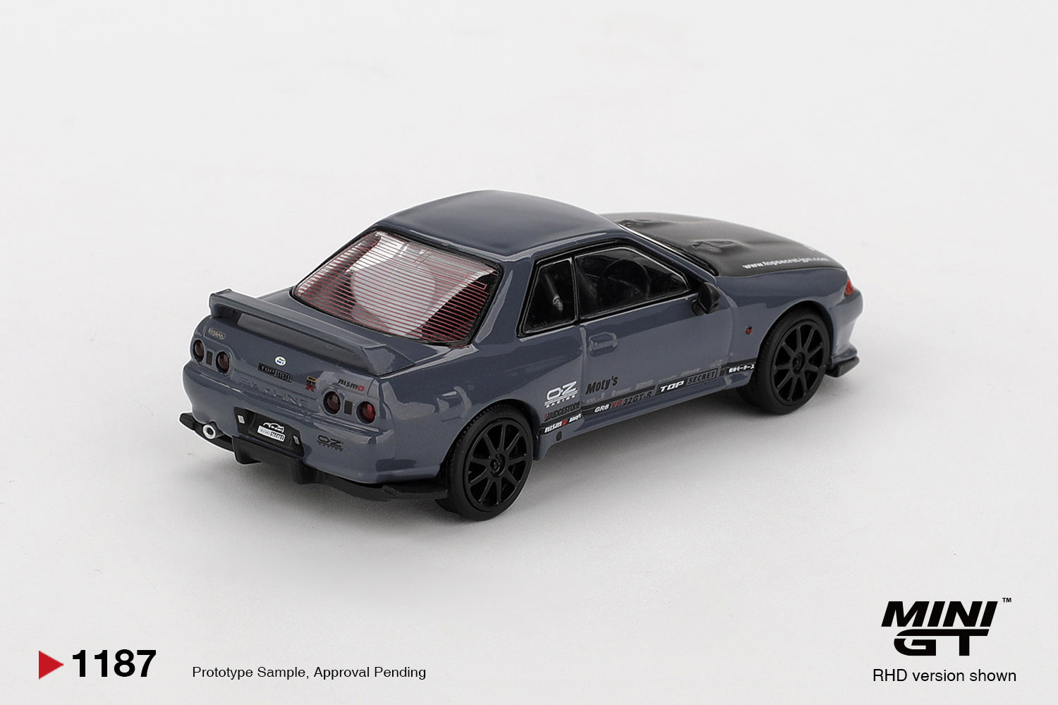 PREORDER* MINIGT 1:64 Nissan Skyline GT-R Top Secret VR32 in